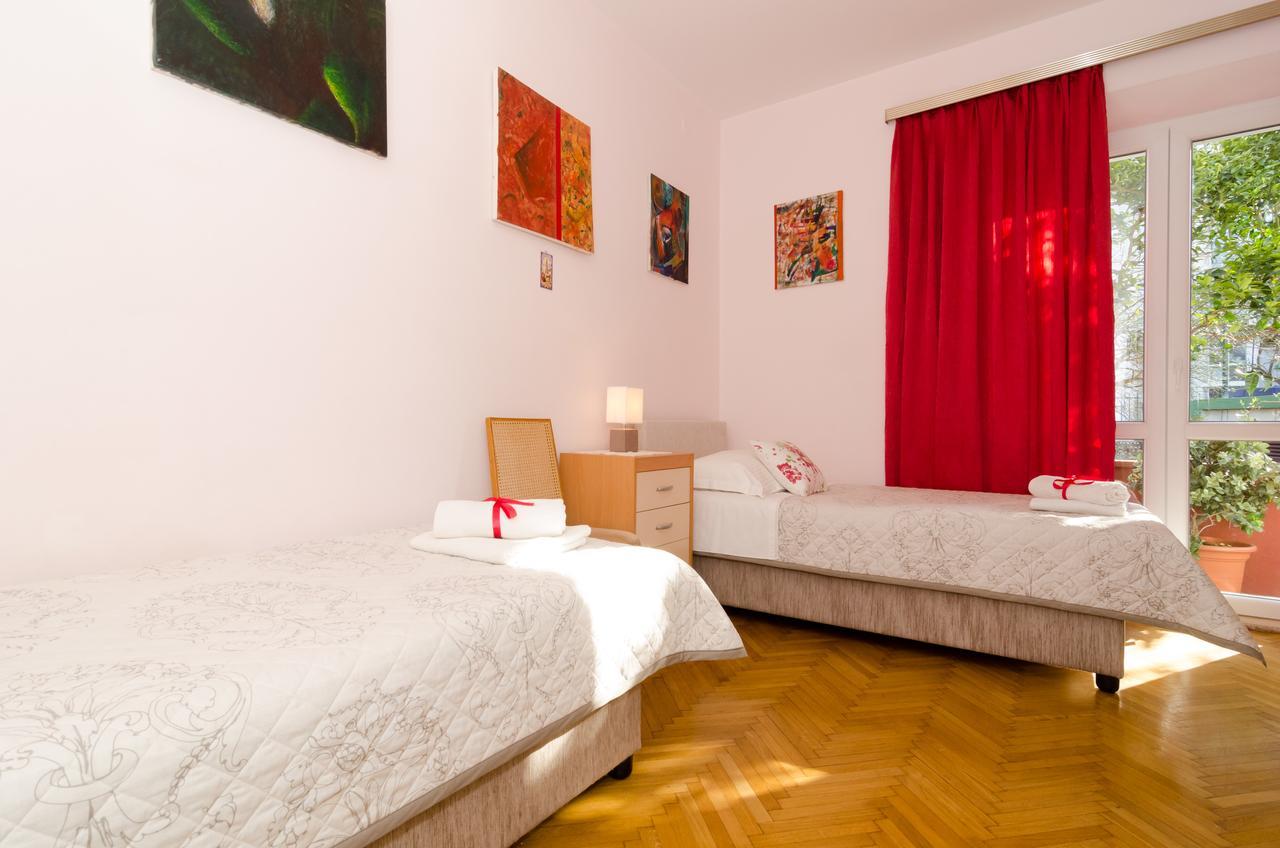 Apartment Red Orange ดูบรอฟนิก ภายนอก รูปภาพ