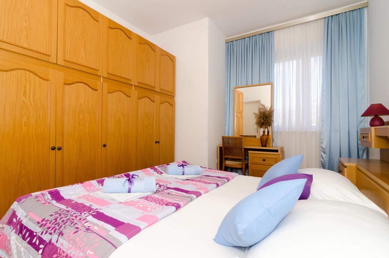 Apartment Red Orange ดูบรอฟนิก ภายนอก รูปภาพ
